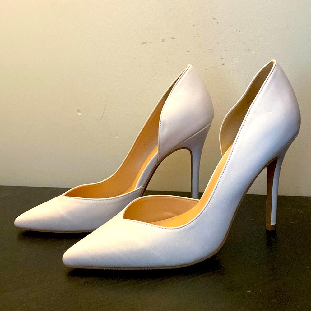 White 4-Inch D’Orsay Heels Size 9 Near-Mint Condition